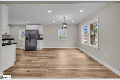 410 E South 3rd Street, Seneca, SC 29678 - Photo 7