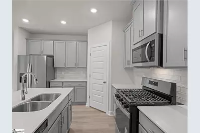 203 Tantalus Street, Gray Court, SC 29645 - Photo 5