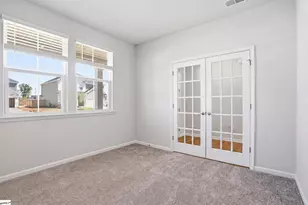 1215 Fox Holw St, Spartanburg, SC 29303 - Photo 5