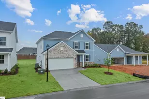 1172 Fox Holw St, Spartanburg, SC 29303 - Photo 3