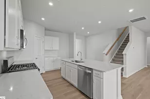 1176 Fox Holw St, Spartanburg, SC 29303 - Photo 11