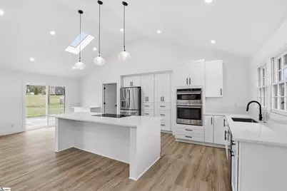 104 Westover Drive, Greer, SC 29651 - Photo 9