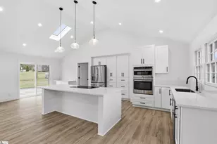 104 Westover Dr, Greer, SC 29651 - Photo 9