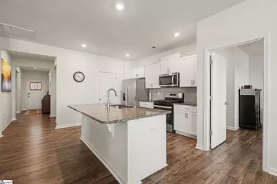 221 Emerald Creek Avenue, Greer, SC 29651 - Photo 5