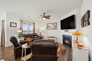 221 Emerald Crk Ave, Greer, SC 29651 - Photo 9