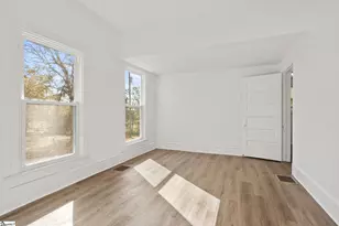 5994 N Old Laurens Rd, Gray Court, SC 29645 - Photo 17