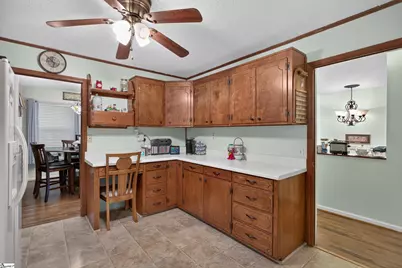 104 Laurel Lane, Seneca, SC 29678 - Photo 9