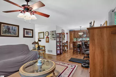 104 Laurel Lane, Seneca, SC 29678 - Photo 5