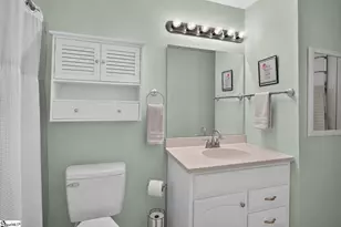 104 Laurel Ln, Seneca, SC 29678 - Photo 13