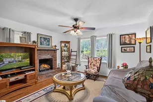 104 Laurel Ln, Seneca, SC 29678 - Photo 9