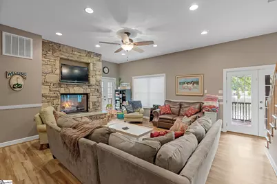 1214 E Lakeshore Drive, Landrum, SC 29356 - Photo 31