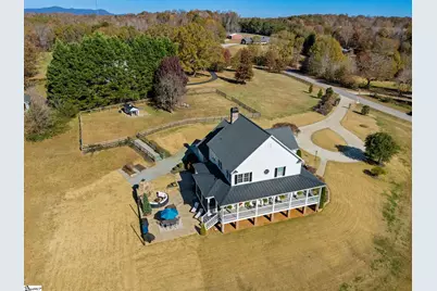 904 Laurelwood Way, Landrum, SC 29356 - Photo 9