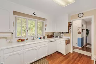 406 Dellrose Cir, Taylors, SC 29687 - Photo 9