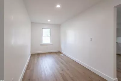111 Tuskegee Avenue, Greenville, SC 29607 - Photo 5