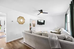 307 Spruce St, Greenville, SC 29611 - Photo 9