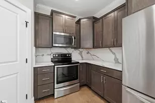 306 Elyan Ct, Taylors, SC 29687 - Photo 9