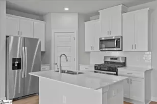 427 Blissful Ct, Taylors, SC 29687 - Photo 9