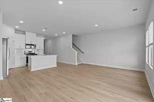 427 Blissful Ct, Taylors, SC 29687 - Photo 7