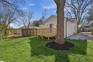 101 Hawkins St, Greenville, SC 29611 - Photo 23