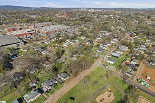 101 Hawkins St, Greenville, SC 29611 - Photo 29