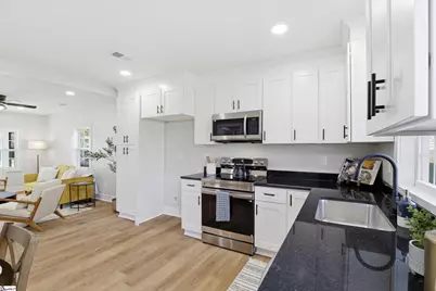101 Hawkins Street, Greenville, SC 29611 - Photo 11