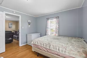 211 Buncombe St, Greer, SC 29650 - Photo 15