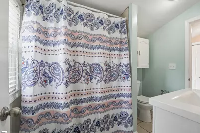 211 Buncombe Street, Greer, SC 29650 - Photo 17