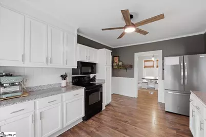 8 Circle Street, Travelers Rest, SC 29690 - Photo 11