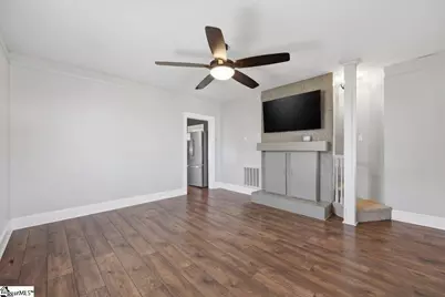 8 Circle Street, Travelers Rest, SC 29690 - Photo 7