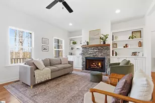 14 Hickory St, Williamston, SC 29697 - Photo 3