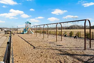 105 Green Pasture Rd, Fountain Inn, SC 29664 - Photo 9