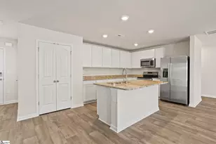 217 Green Pasture Rd, Fountain Inn, SC 29644 - Photo 5