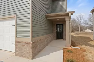 217 Green Pasture Rd, Fountain Inn, SC 29644 - Photo 3