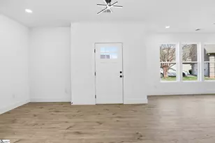 432 Ambiance Ct, Spartanburg, SC 29301 - Photo 3