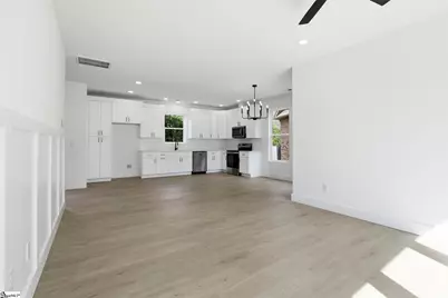 433 Ambiance Court, Spartanburg, SC 29301 - Photo 3