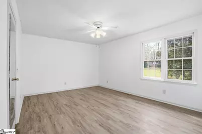 41 Summercreek Drive, Spartanburg, SC 29307 - Photo 17