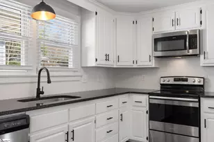 206 Cardinal Dr, Taylors, SC 29687 - Photo 9