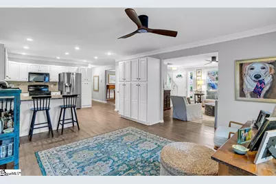 500 E Mountain Creek Road, Taylors, SC 29687 - Photo 9