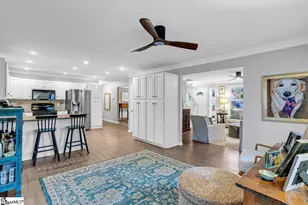 500 E Mountain Creek Rd, Taylors, SC 29687 - Photo 9