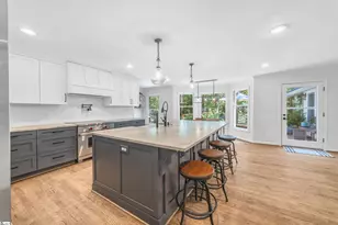 110 Oak Creek Ln, Greenville, SC 29615 - Photo 9