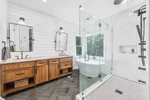 110 Oak Creek Ln, Greenville, SC 29615 - Photo 7