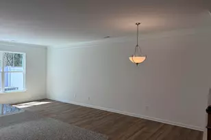 613 Autumn Lk Rd, Simpsonville, SC 29681 - Photo 5