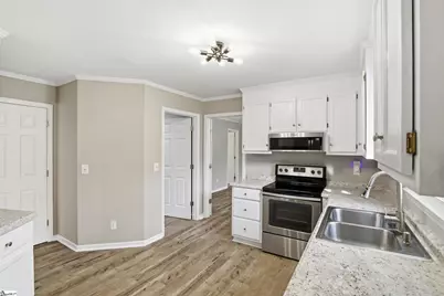 105 Kestrel Court, Taylors, SC 29687 - Photo 13