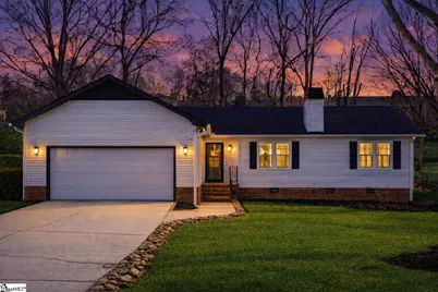 105 Kestrel Court, Taylors, SC 29687 - Photo 1