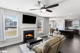 409 Merkel Dr, Greer, SC 29651 - Photo 9