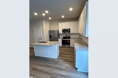 1111 Wharf Trail, Spartanburg, SC 29306 - Photo 3