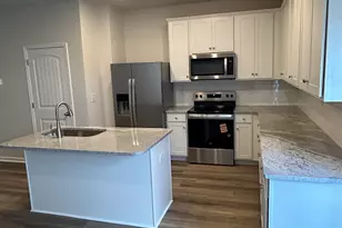 1111 Wharf Trl, Spartanburg, SC 29306 - Photo 3