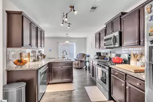 599 Craftsman Ln, Boiling Springs, SC 29316 - Photo 7