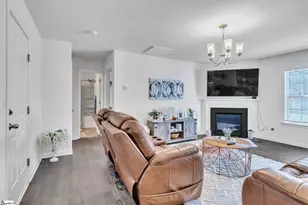 599 Craftsman Ln, Boiling Springs, SC 29316 - Photo 9