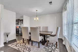 599 Craftsman Ln, Boiling Springs, SC 29316 - Photo 5